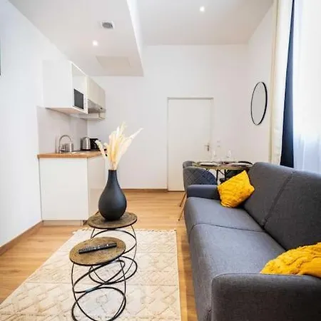 L'albatros 012 - Hypercentre * Cosy * Wifi Daire